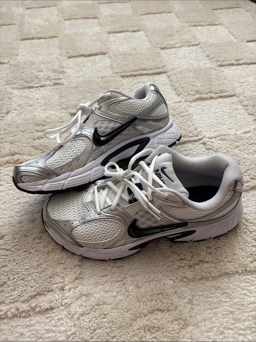 Nike Women’s V5 RNR